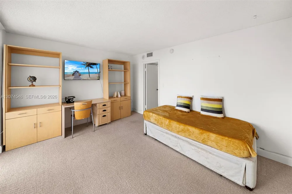 881 Ocean Dr #16F Key Biscayne, FL 33149
