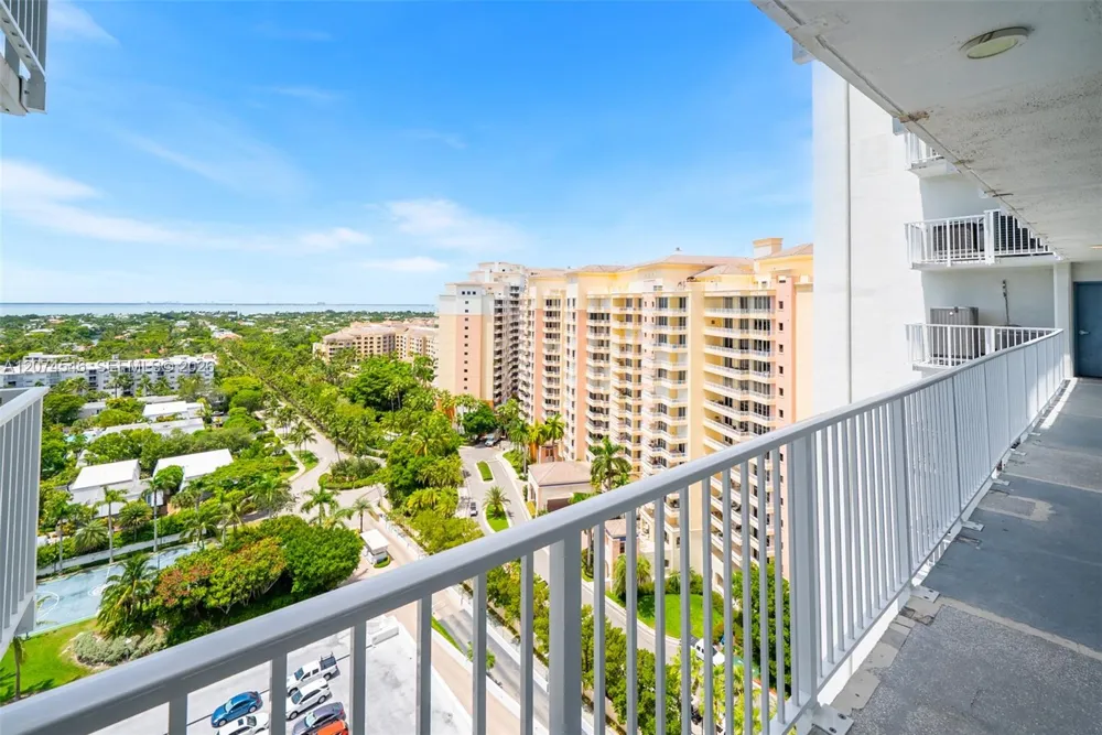 881 Ocean Dr #16F Key Biscayne, FL 33149