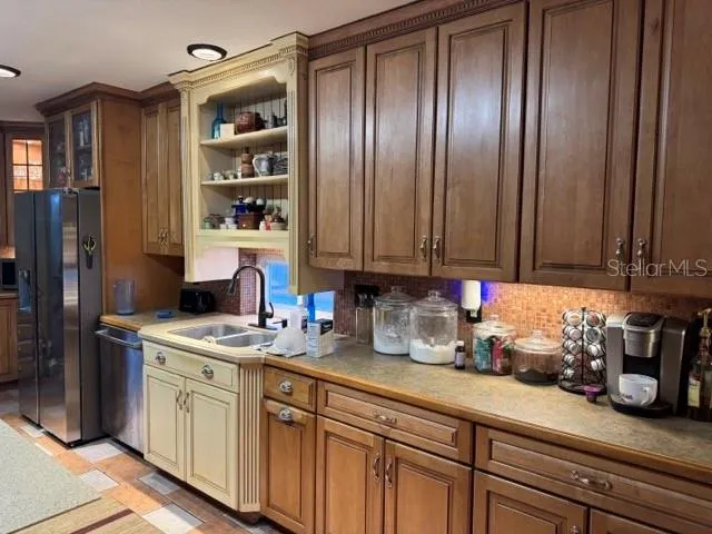 1121 OLD POLK CITY ROAD Lakeland, FL 33809