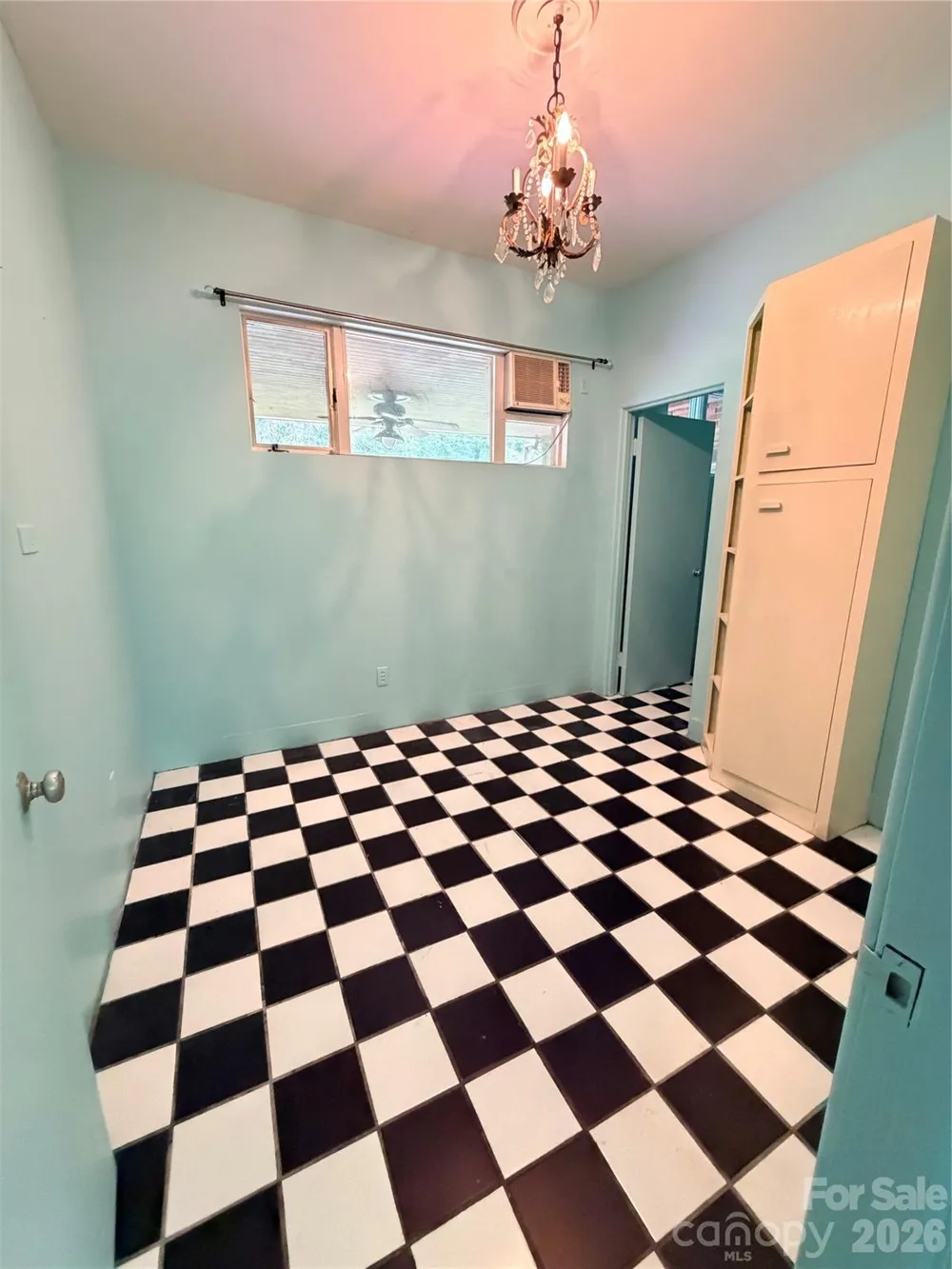 800 W 7th Street Newton, NC 28658