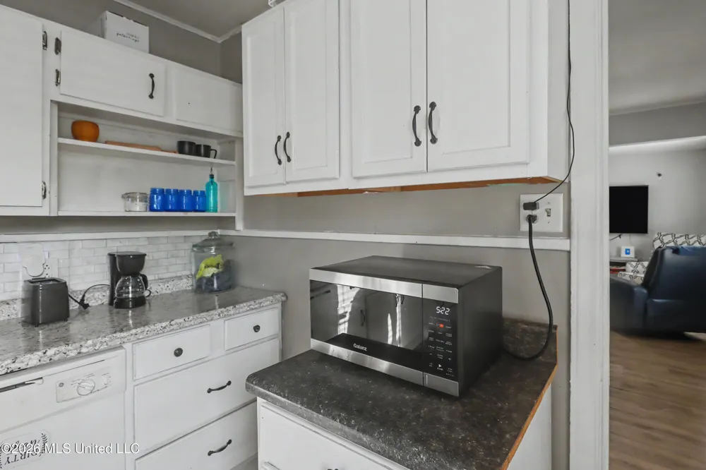 1915 9th Street Pascagoula, MS 39567