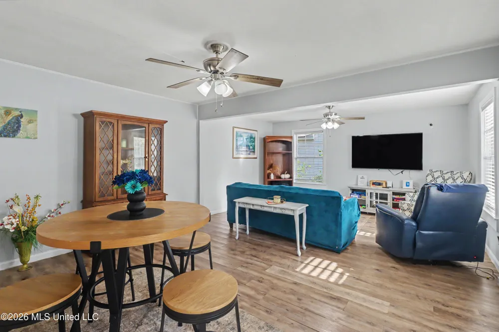 1915 9th Street Pascagoula, MS 39567