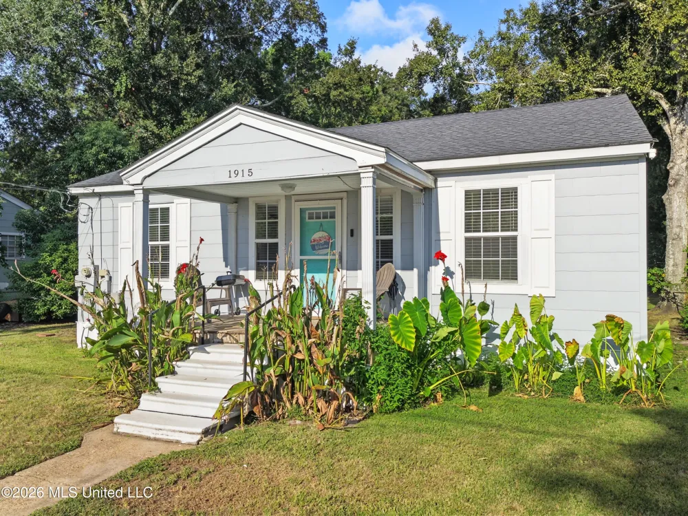1915 9th Street Pascagoula, MS 39567
