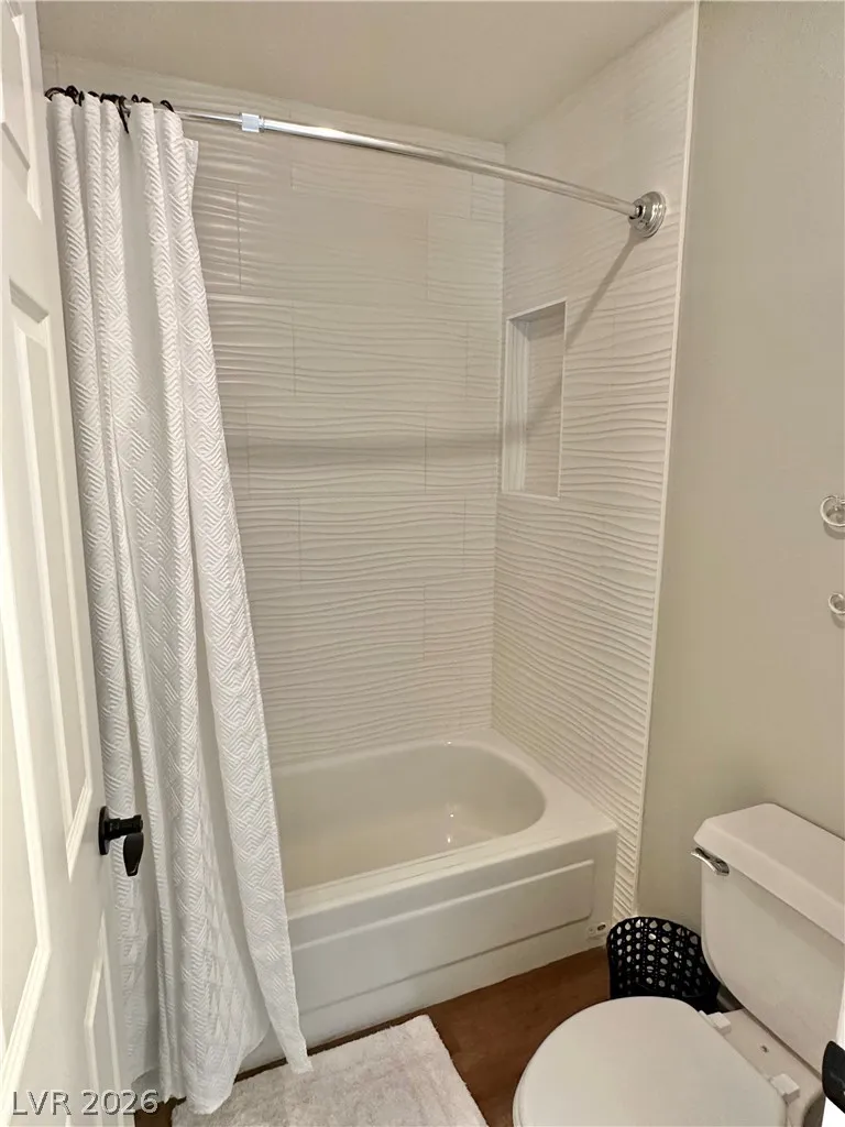 2716 LODESTONE DRIVE Las Vegas, NV 89117