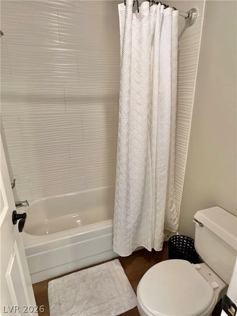 2716 LODESTONE DRIVE Las Vegas, NV 89117