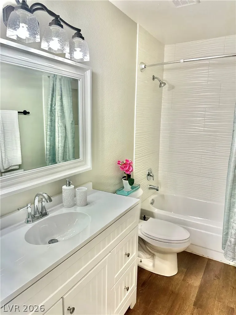 2716 LODESTONE DRIVE Las Vegas, NV 89117