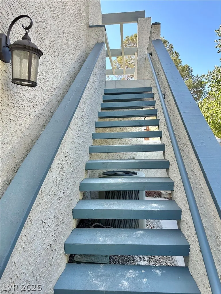 2716 LODESTONE DRIVE Las Vegas, NV 89117