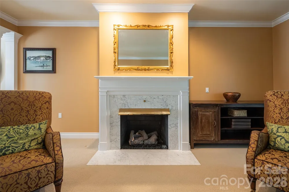8 Clovelly Way Asheville, NC 28803