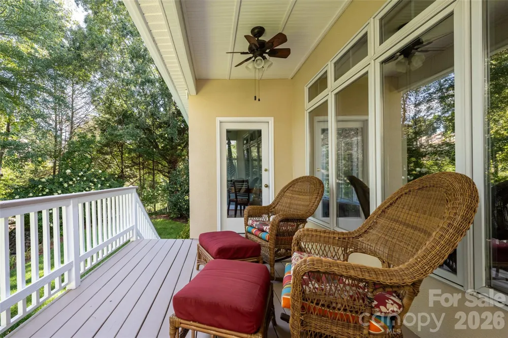 8 Clovelly Way Asheville, NC 28803