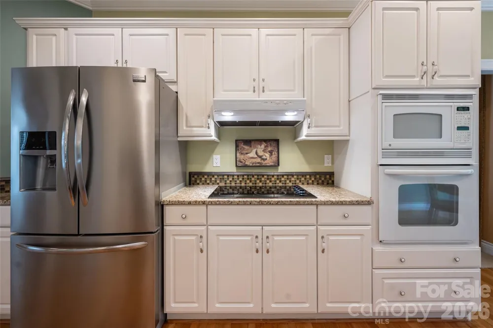 8 Clovelly Way Asheville, NC 28803
