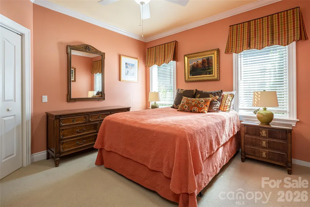 8 Clovelly Way Asheville, NC 28803