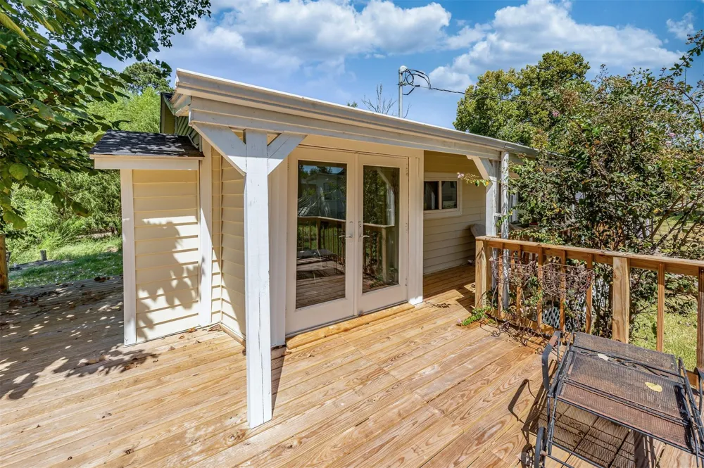 1570 Yaupon Cove Drive Onalaska, TX 77360
