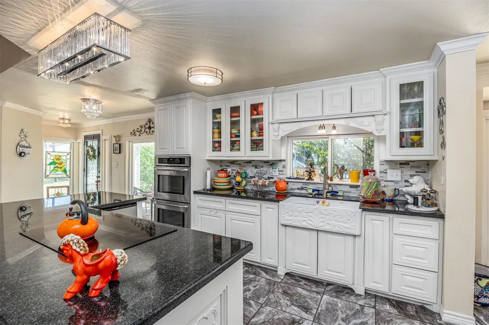 1570 Yaupon Cove Drive Onalaska, TX 77360