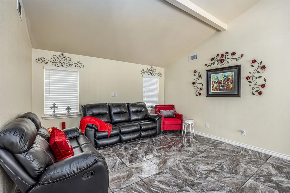 1570 Yaupon Cove Drive Onalaska, TX 77360