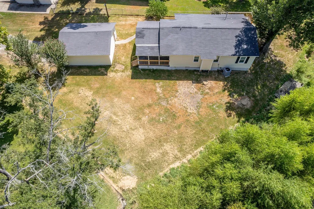 1570 Yaupon Cove Drive Onalaska, TX 77360