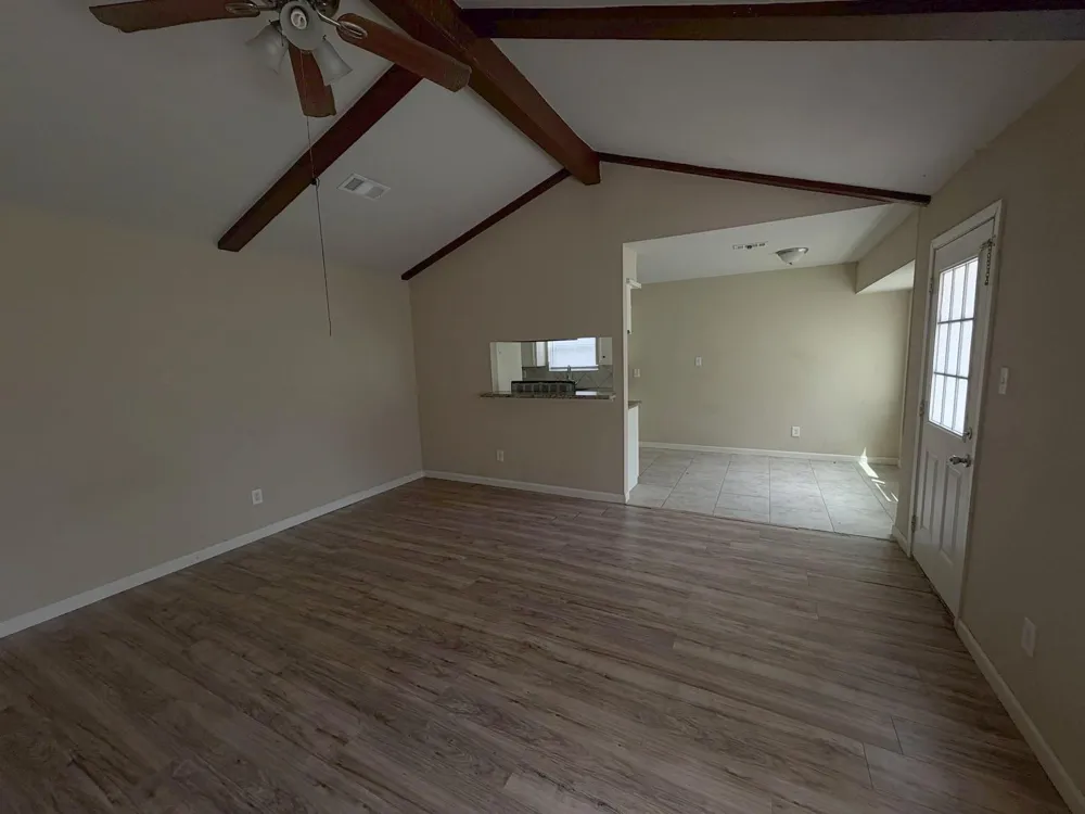 4614 27th Street Dickinson, TX 77539