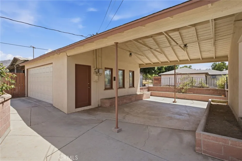 12251 Michigan Grand Terrace, CA 92313