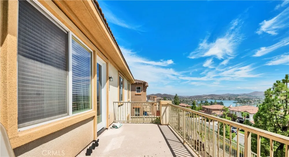 19 Plaza Lucerna Lake Elsinore, CA 92532