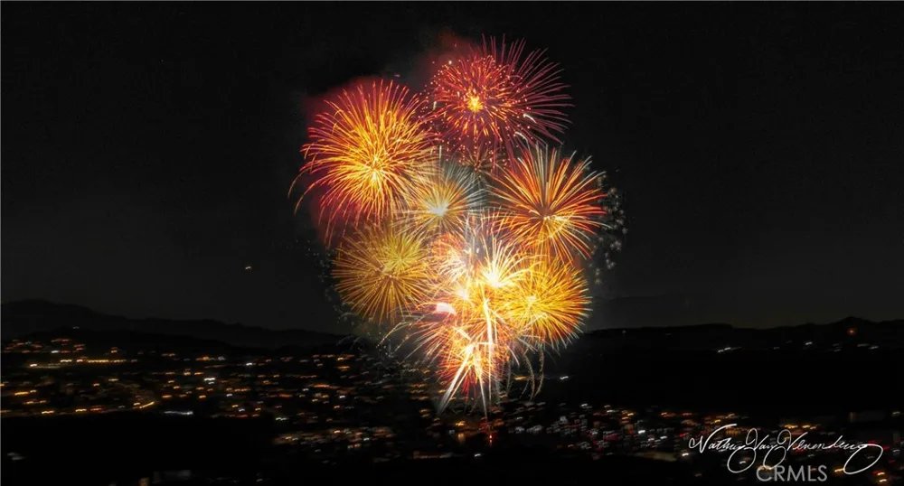 19 Plaza Lucerna Lake Elsinore, CA 92532