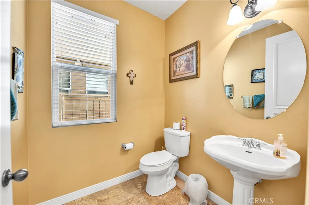 19 Plaza Lucerna Lake Elsinore, CA 92532