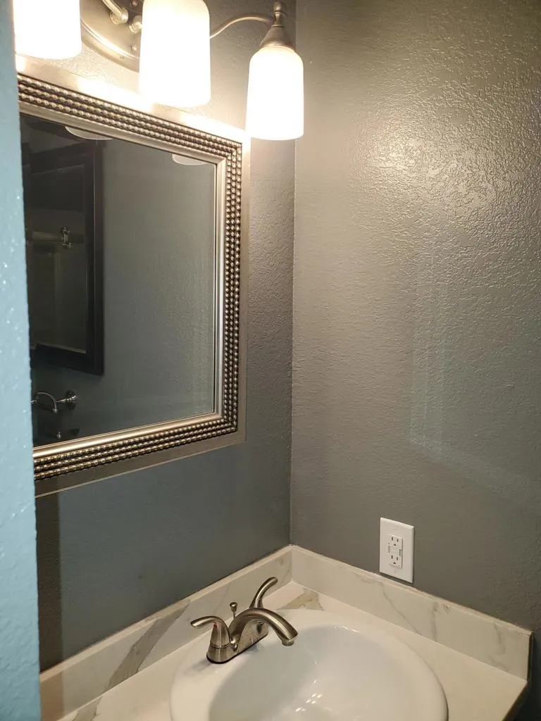 2810 Arcadia Court #214 Palm Springs, CA 92262