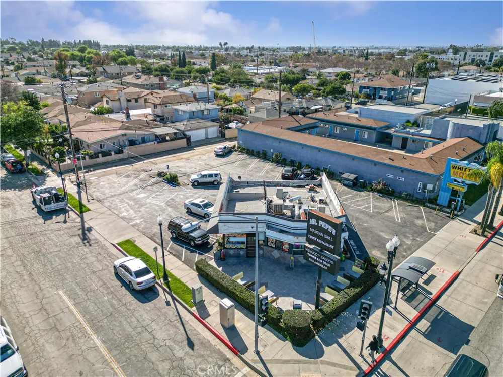 201 W W Whittier Montebello, CA 90640