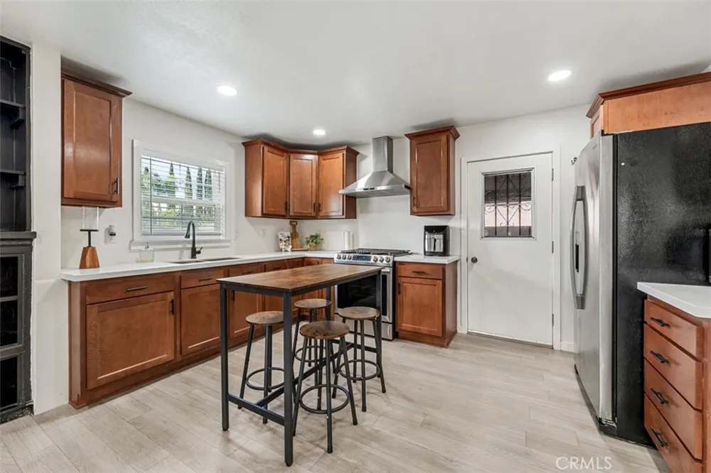 4327 E Philo Orange, CA 92869