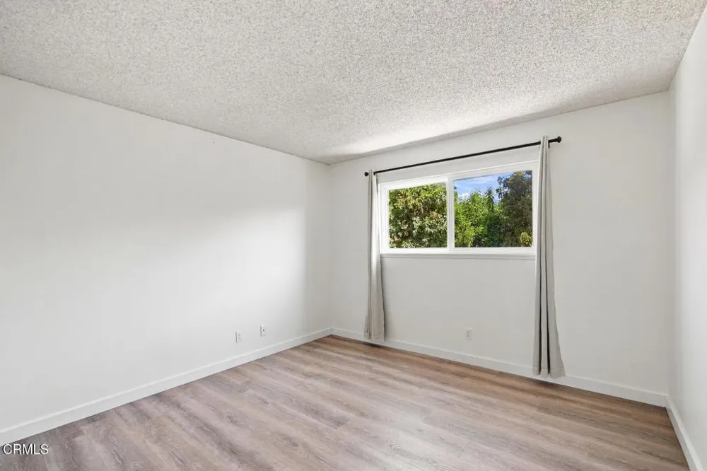 1559 Habra Court Camarillo, CA 93010