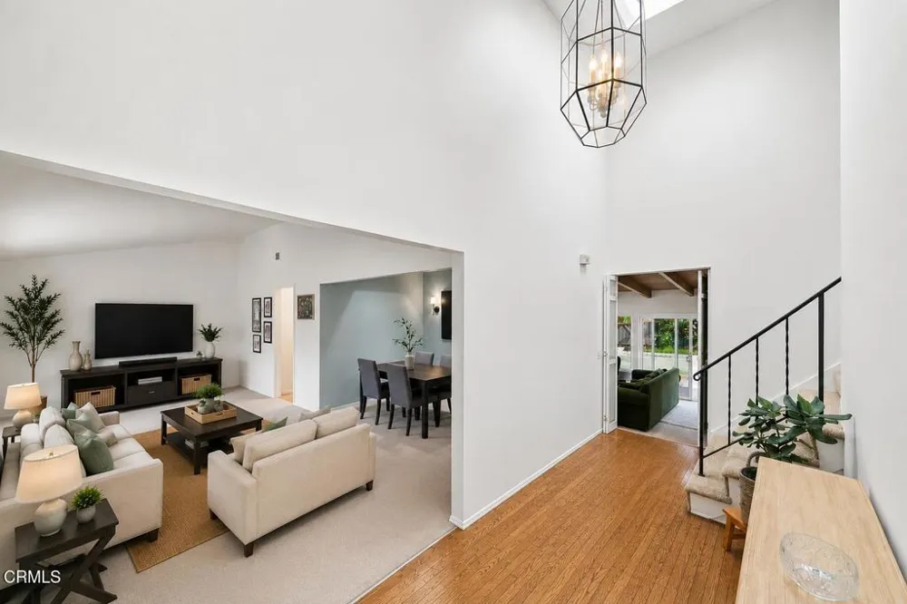 1559 Habra Court Camarillo, CA 93010