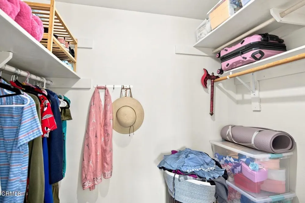 1559 Habra Court Camarillo, CA 93010