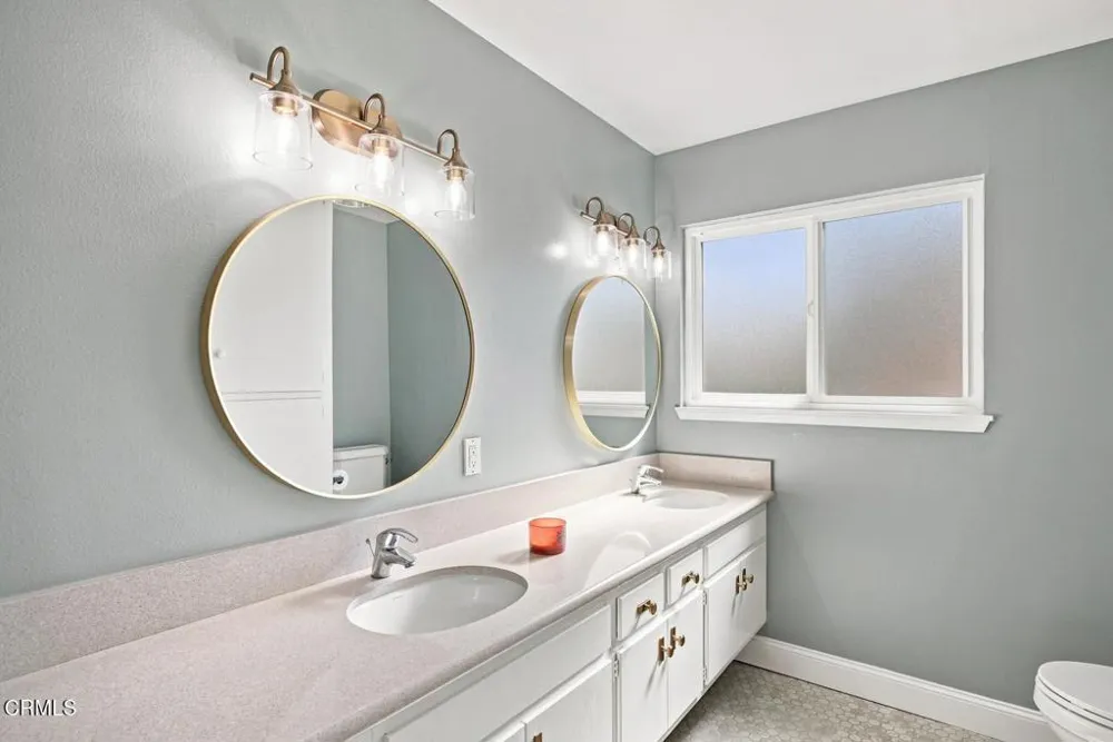 1559 Habra Court Camarillo, CA 93010