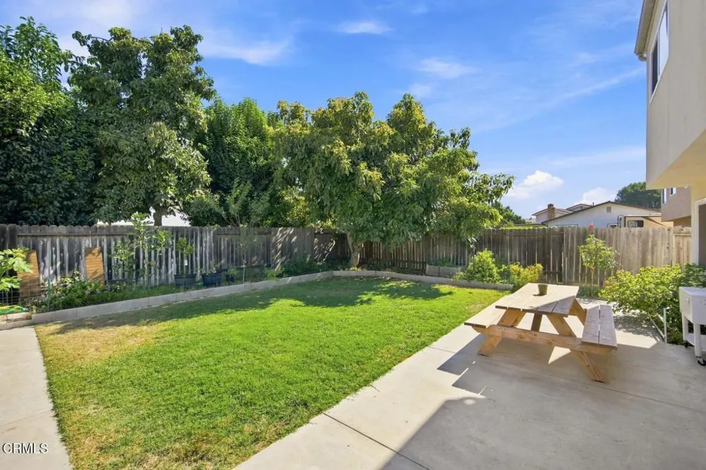 1559 Habra Court Camarillo, CA 93010