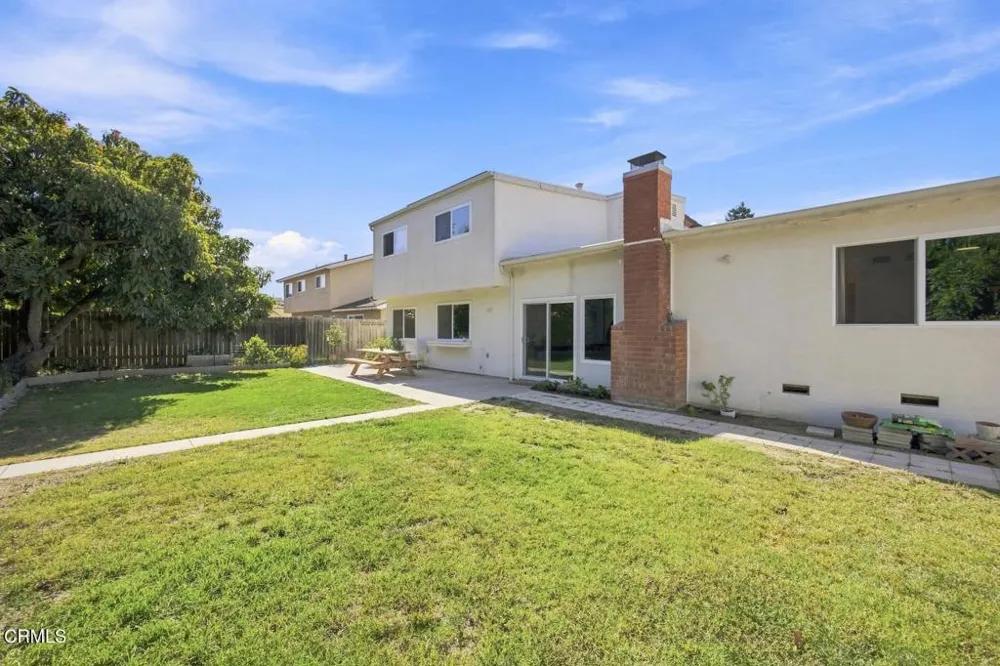 1559 Habra Court Camarillo, CA 93010