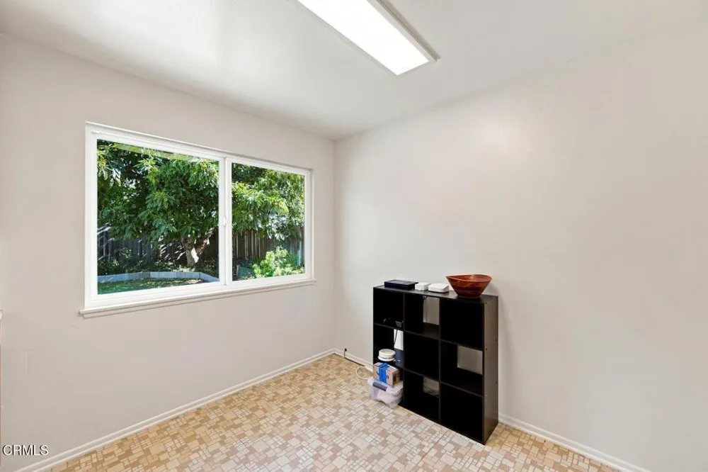 1559 Habra Court Camarillo, CA 93010