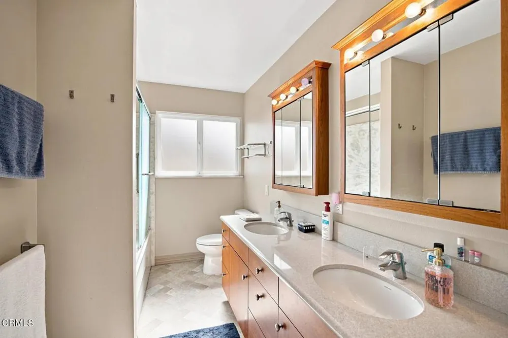 1559 Habra Court Camarillo, CA 93010