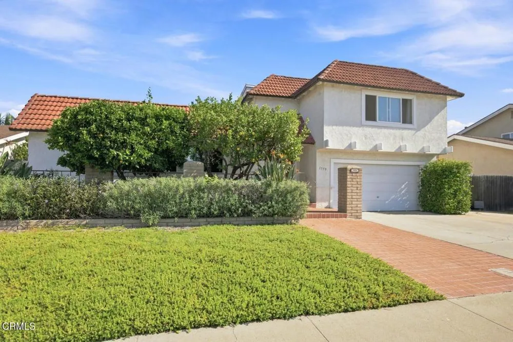 1559 Habra Court Camarillo, CA 93010