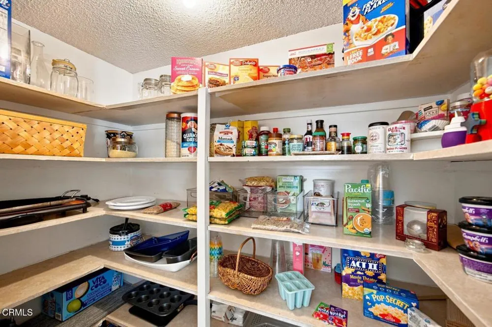1559 Habra Court Camarillo, CA 93010