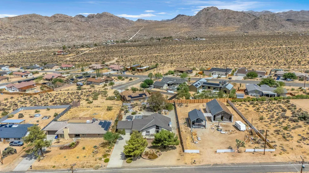 7815 Sunset Road Joshua Tree, CA 92252