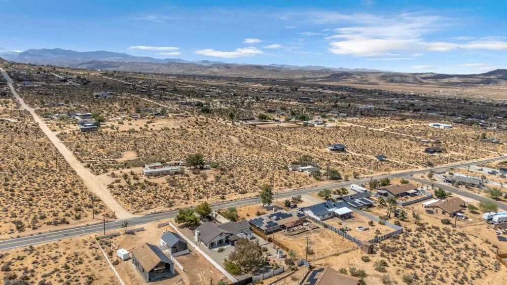 7815 Sunset Road Joshua Tree, CA 92252