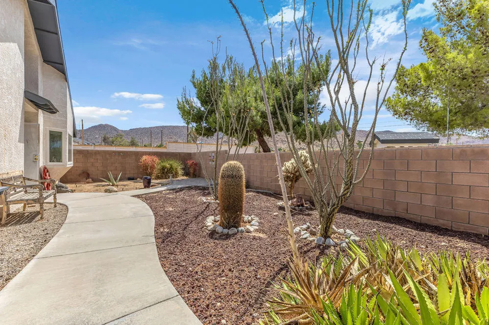 7815 Sunset Road Joshua Tree, CA 92252