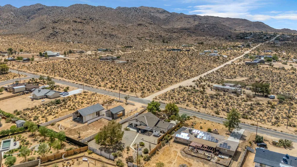 7815 Sunset Road Joshua Tree, CA 92252