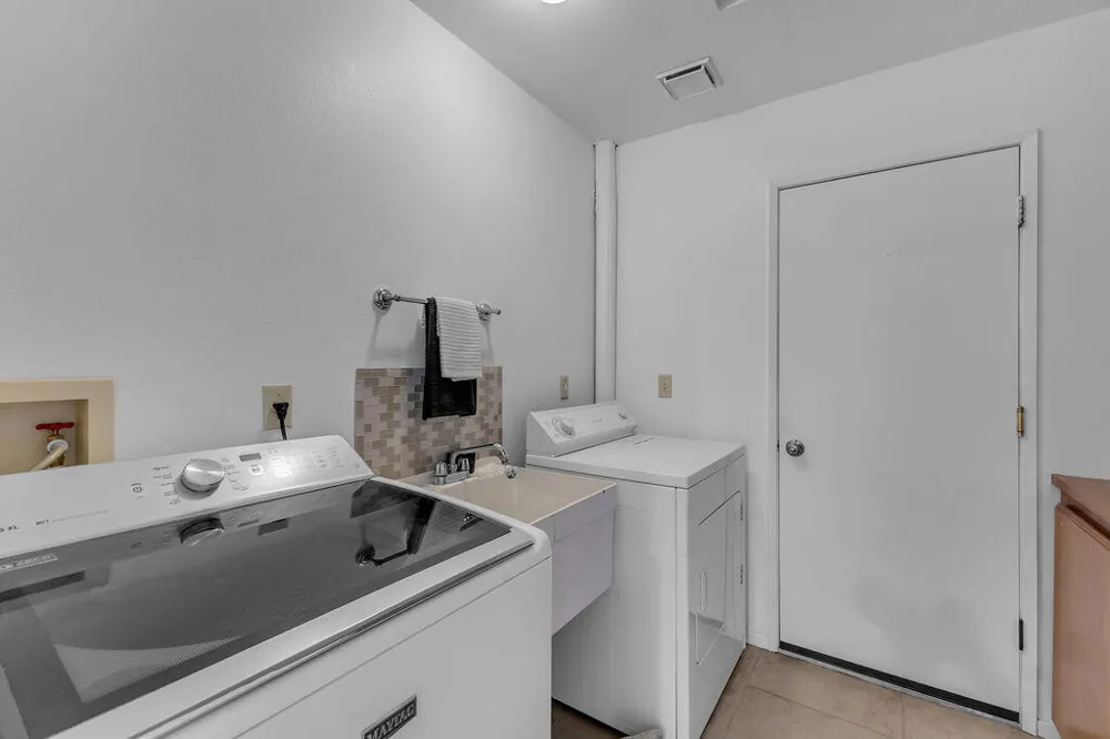 7815 Sunset Road Joshua Tree, CA 92252
