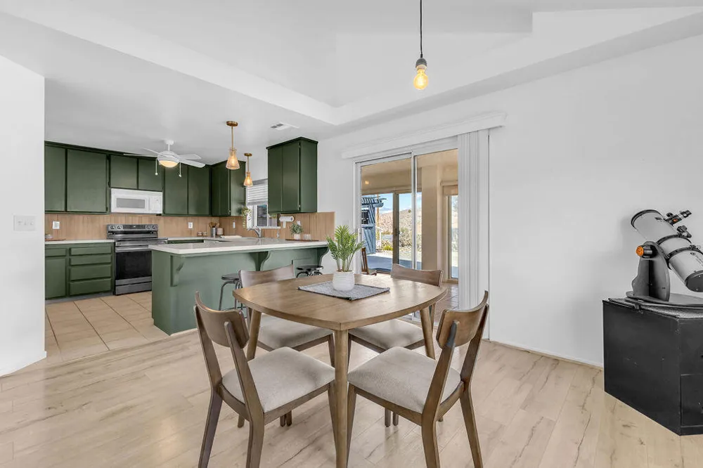7815 Sunset Road Joshua Tree, CA 92252