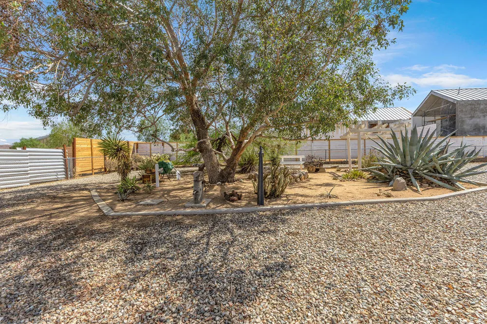 7815 Sunset Road Joshua Tree, CA 92252