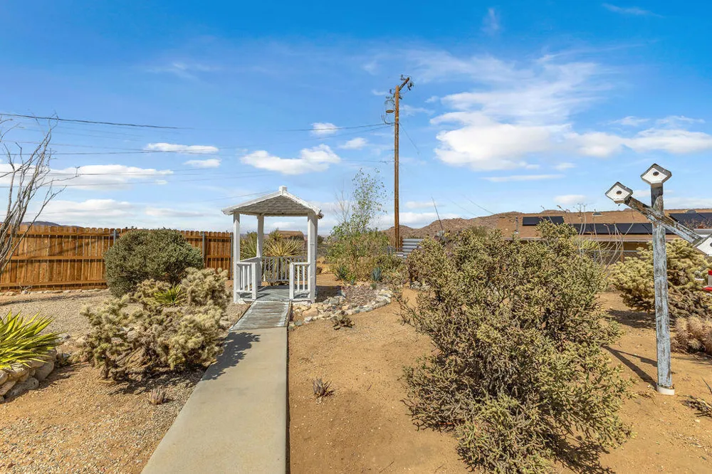 7815 Sunset Road Joshua Tree, CA 92252