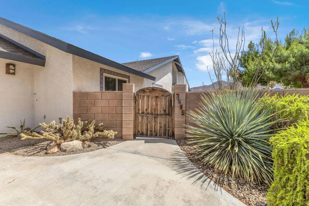 7815 Sunset Road Joshua Tree, CA 92252
