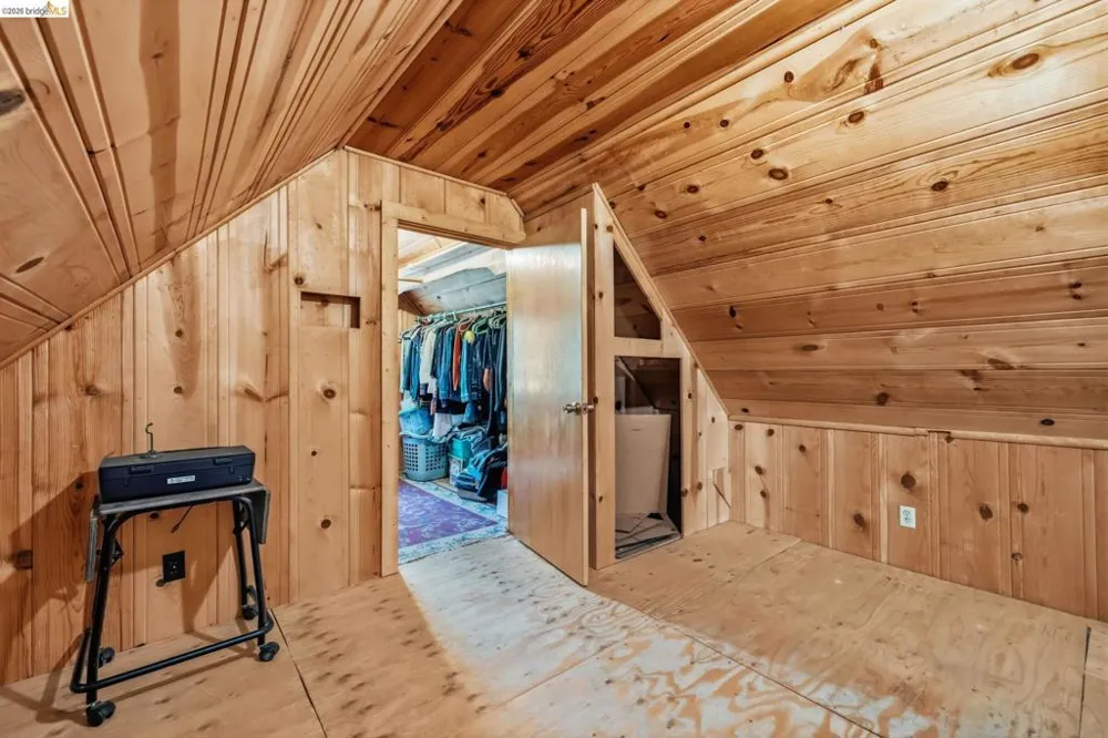 24249 Sugar Pine Rd Mi Wuk Village, CA 95346