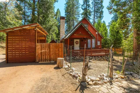 24249 Sugar Pine Rd