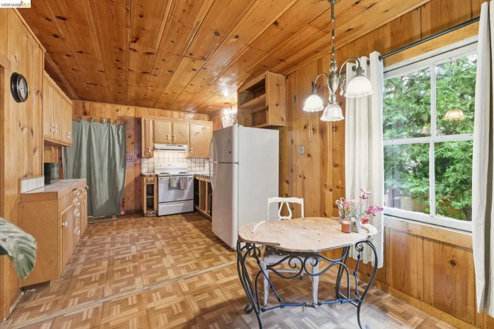 24249 Sugar Pine Rd Mi Wuk Village, CA 95346