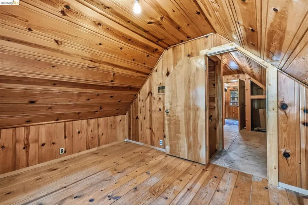 24249 Sugar Pine Rd Mi Wuk Village, CA 95346